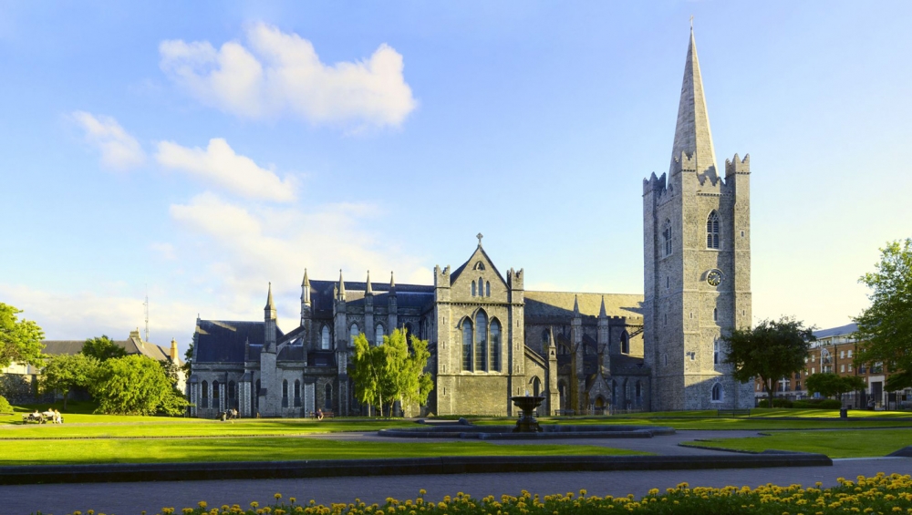 Собор Святого Патрика (ирл. Árd Eaglais Naomh Pádraig, англ. The National Cathedral and Collegiate Church of Saint Patrick, Dublin) — самый большой собор Ирландии. Принадлежит англиканской Церкви Ирландии. Собор не является кафедрой епископа. Возглавляется деканом, самым известным из которых был Джонатан Свифт.